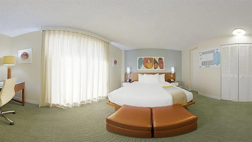 Shoreline Hotel Waikiki Honolulu