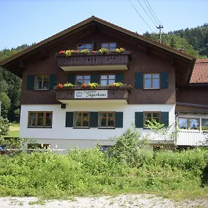 https://gasthof-jagerhaus.com-bavaria.com